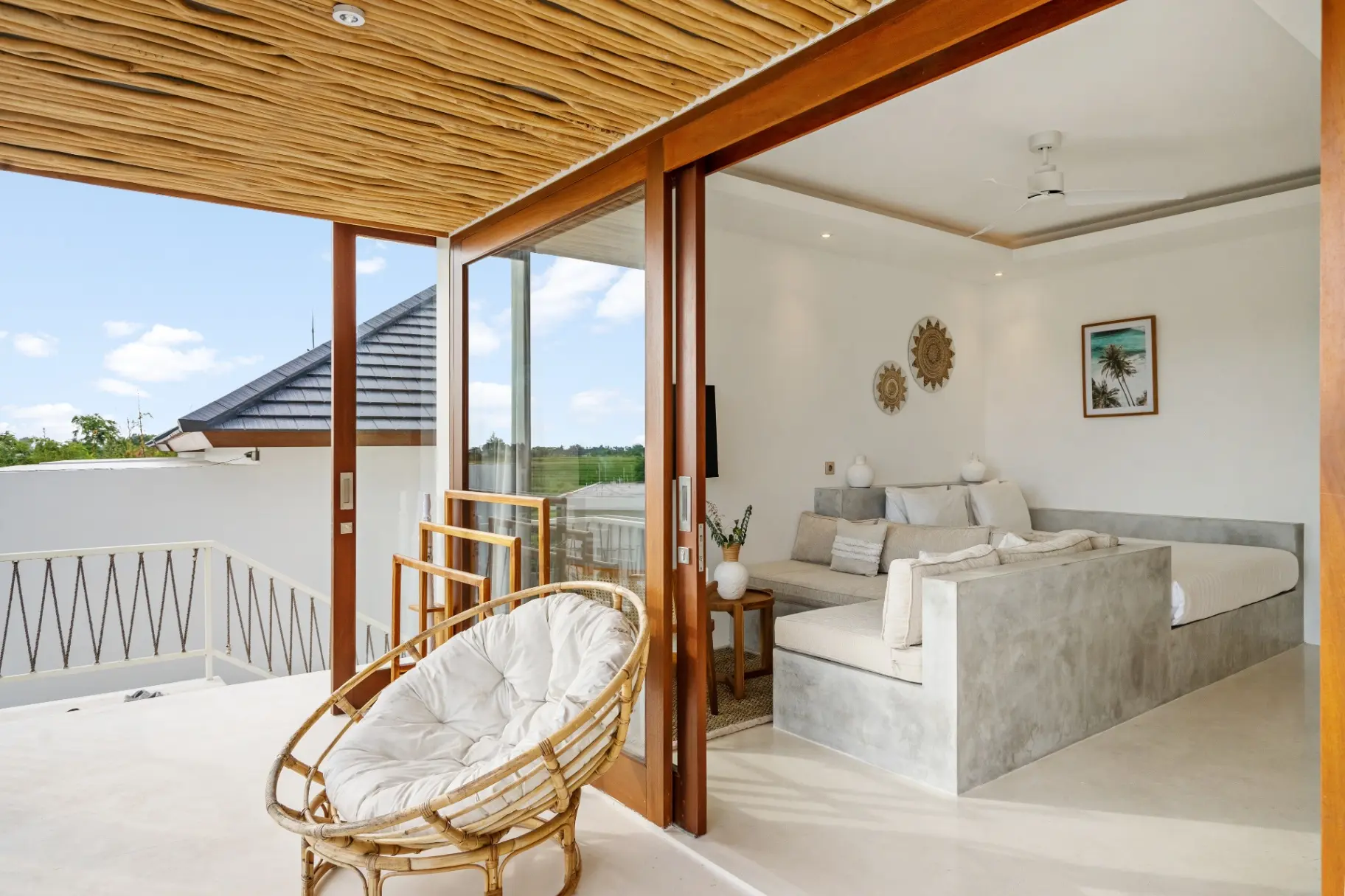 Pagi - Chic 1BR Canggu | Sunset Deck & Sunlit Bath — image 2