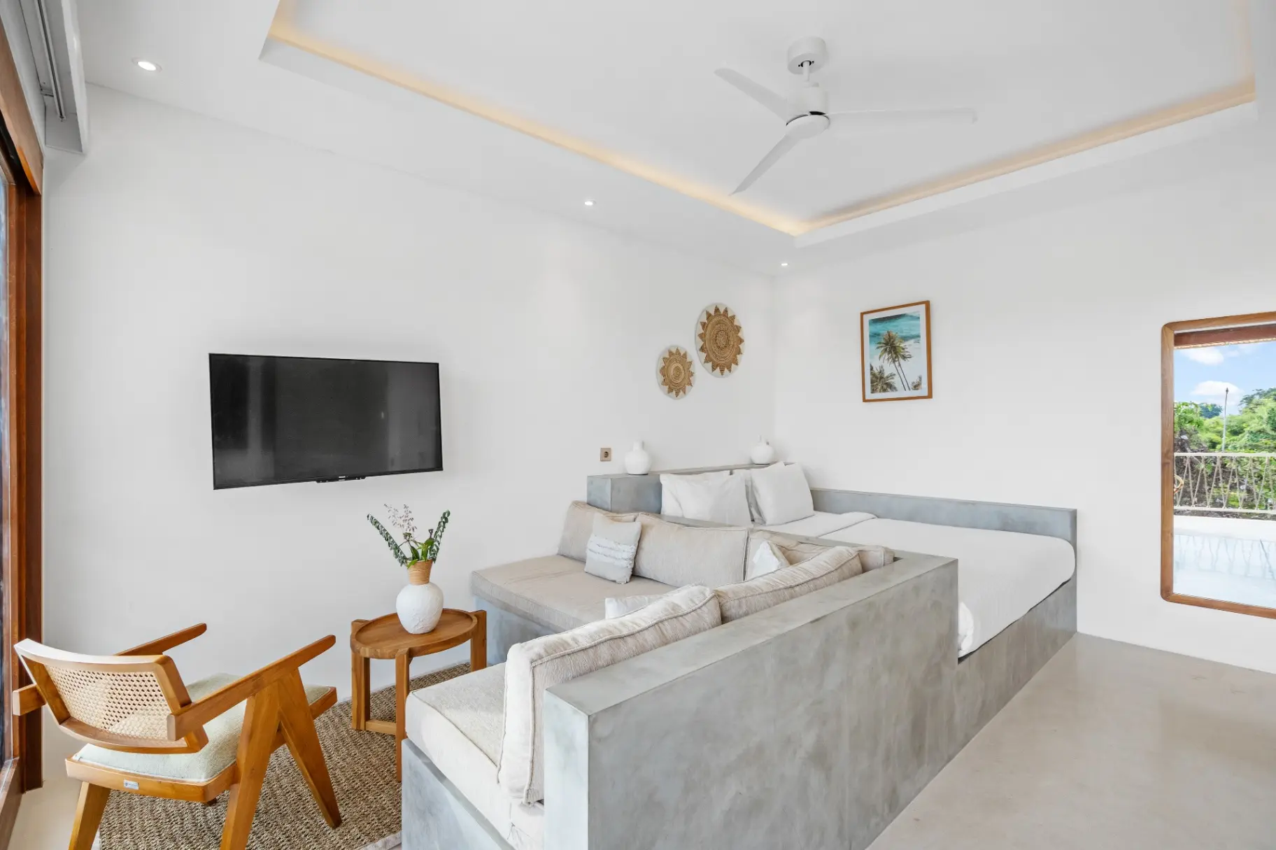 Pagi - Chic 1BR Canggu | Sunset Deck & Sunlit Bath — image 4