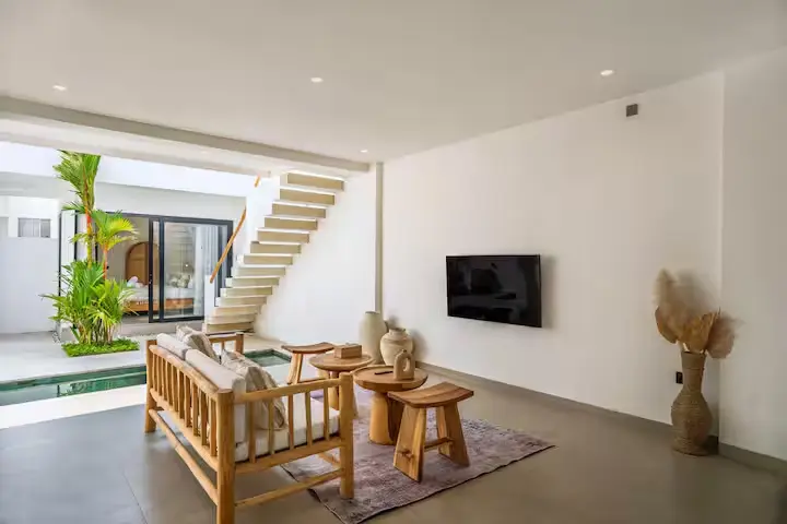 Surga - 2BR Serene Canggu | Pool Rooftop & Near Cafés — image 4