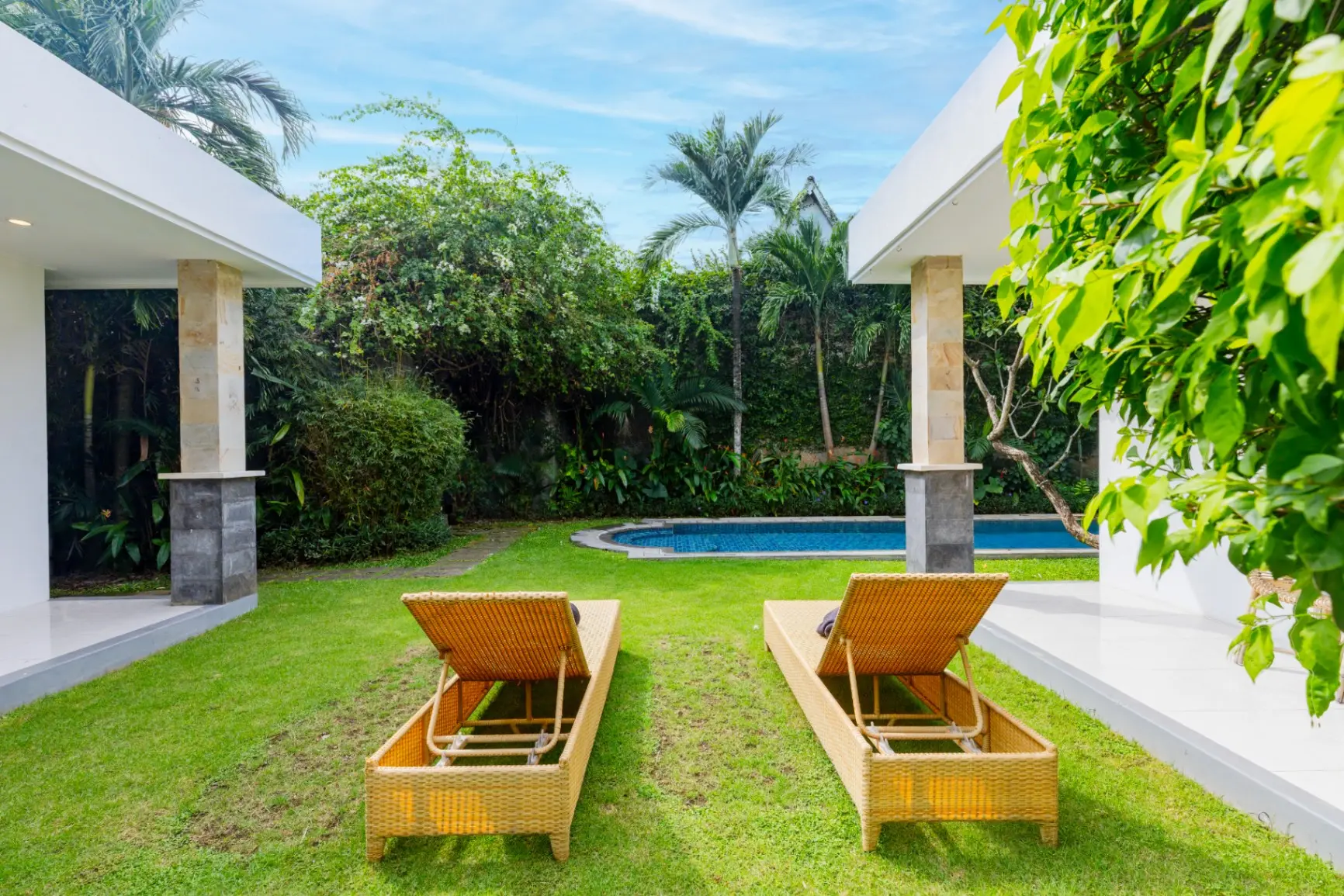 Cezanne: 2BR Seminyak Magic w/ Unbeatable Location — image 1