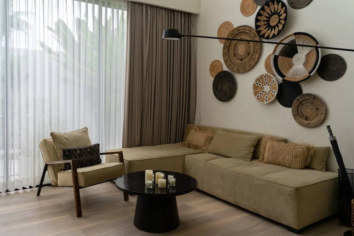 Oasis 9 - Luxury Design 2BR Berawa Loft | Private Pool — image 2