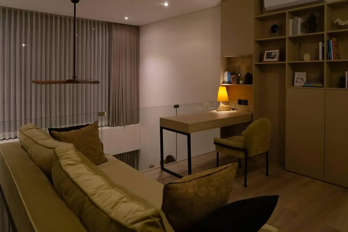 Oasis 9 - Luxury Design 2BR Berawa Loft | Private Pool — image 3