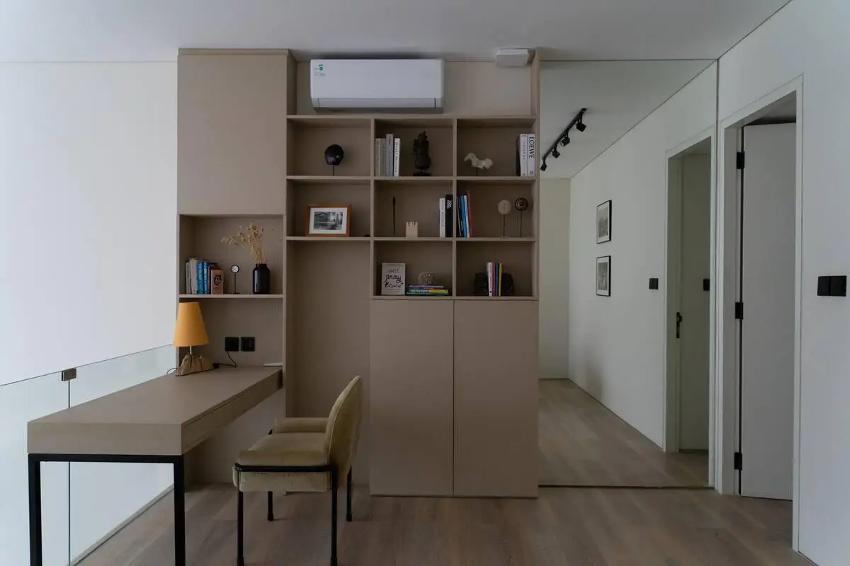 Oasis 9 - Luxury Design 2BR Berawa Loft | Private Pool — image 4