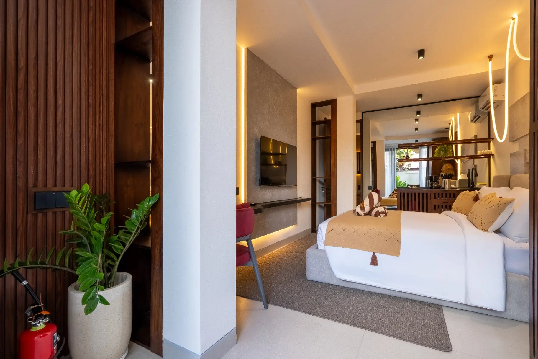 Palermo - 1BR Luxe Ubud Suite | Pool Garden & Gazebo — image 2