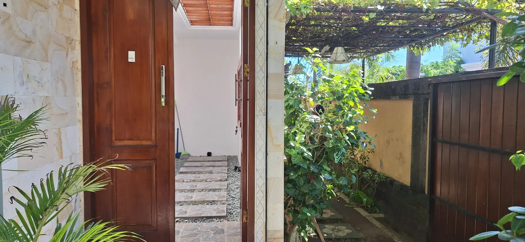 Villa Dewi Sri — image 2