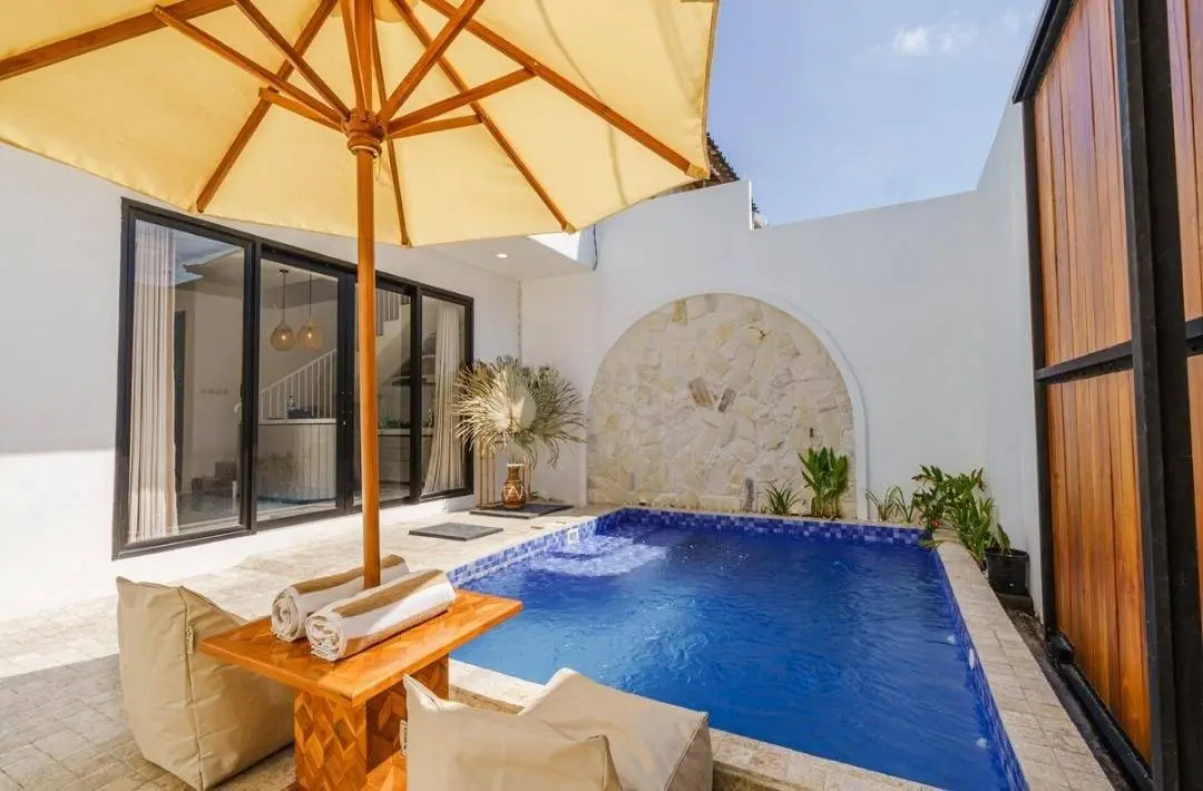 2 BEDROOM VILLA FOR FREEHOLD IN BERAWA - AF441 — image 1