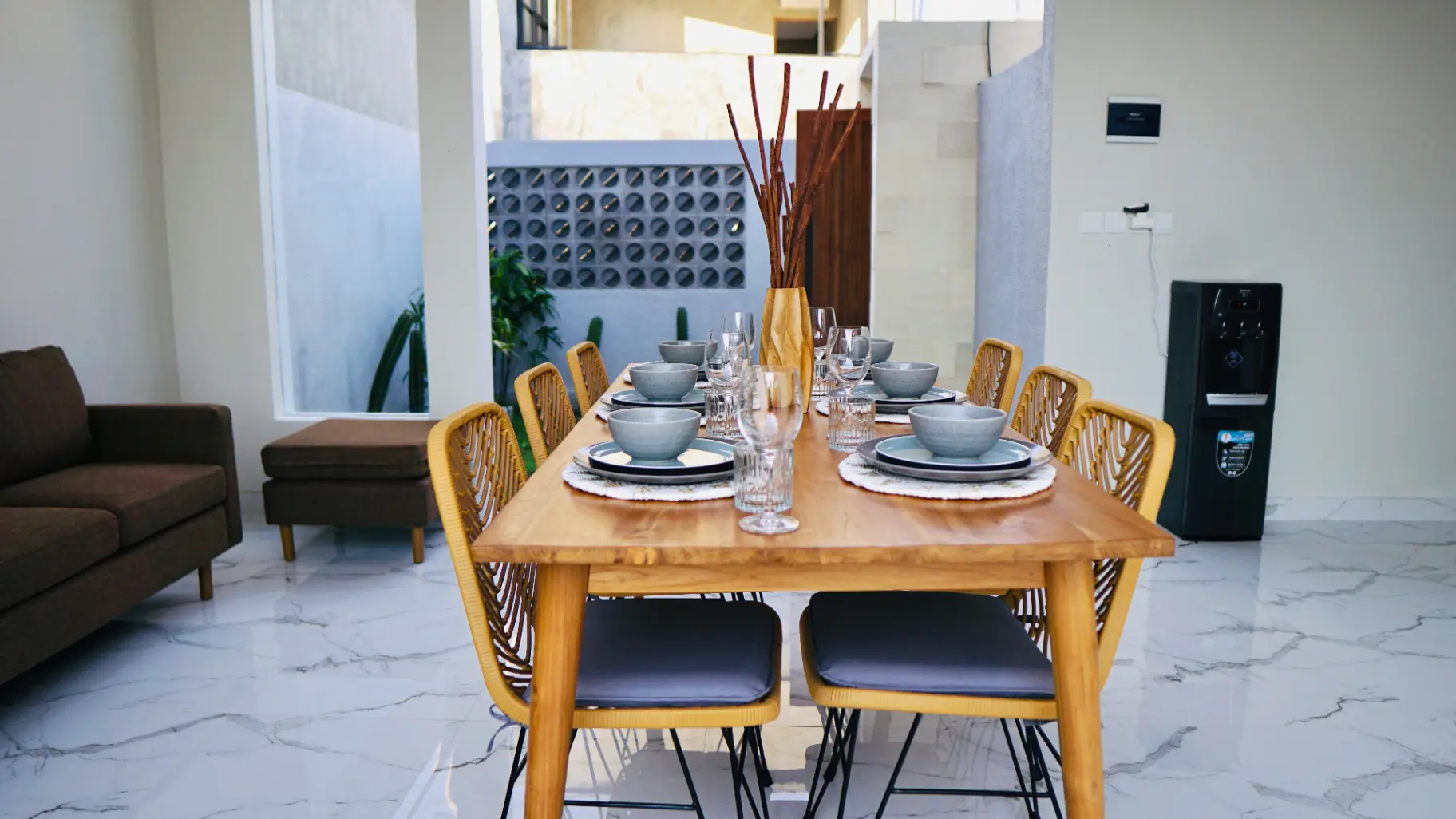2 BEDROOMS MODERN STYLED VILLA IN PADONAN CANGGU - AF219 — image 3