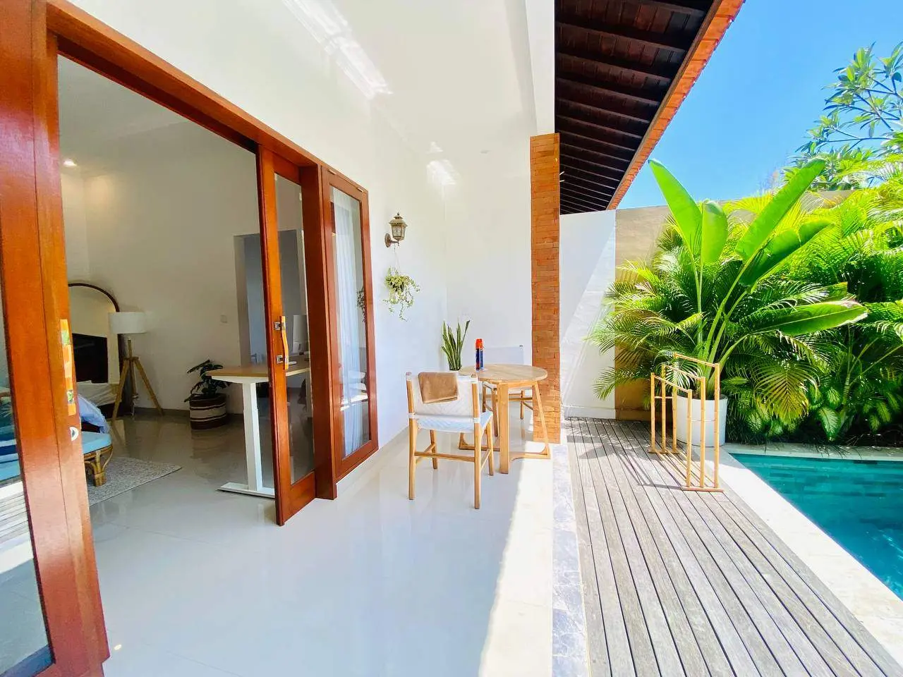 Cozy Modern Styled 1 Bedroom Villa in Berawa - AF209 — image 3