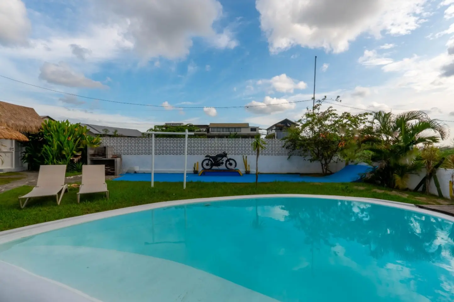 4 BEDROOM | ROOFTOP | GARDEN | MINI SKATEPARK — image 4