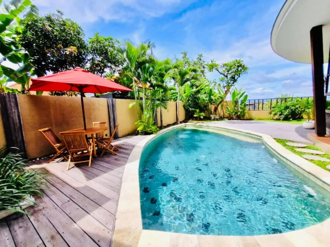 Modern 2-Bedroom Villa in Kerobokan with Pool & Ricefield View – AF234 — image 1