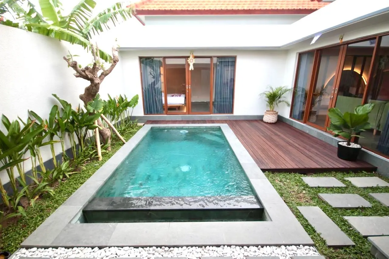 MODERN MINIMALIST VILLA IN TUMBAK BAYUH - YO96 — image 1