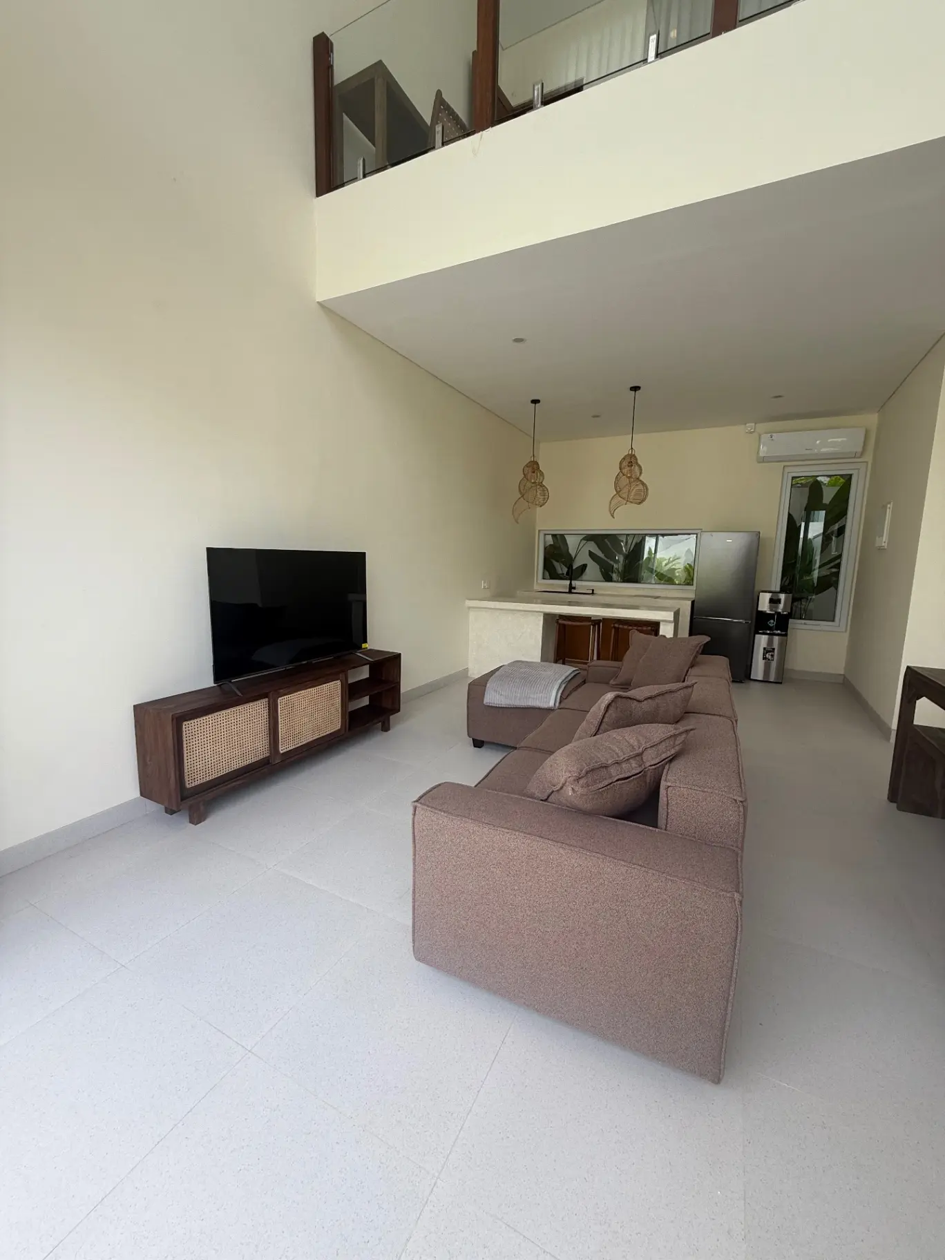 LAST 2 Full Furnished Loft 400m from Pantai 5 Beach — image 4