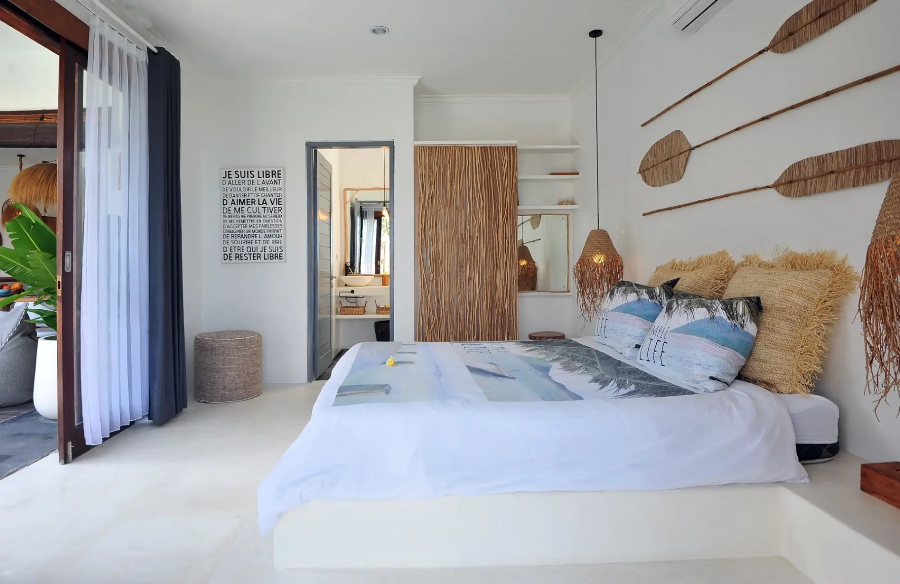 Tropical modern style 2 bdr villa in Canggu — image 2