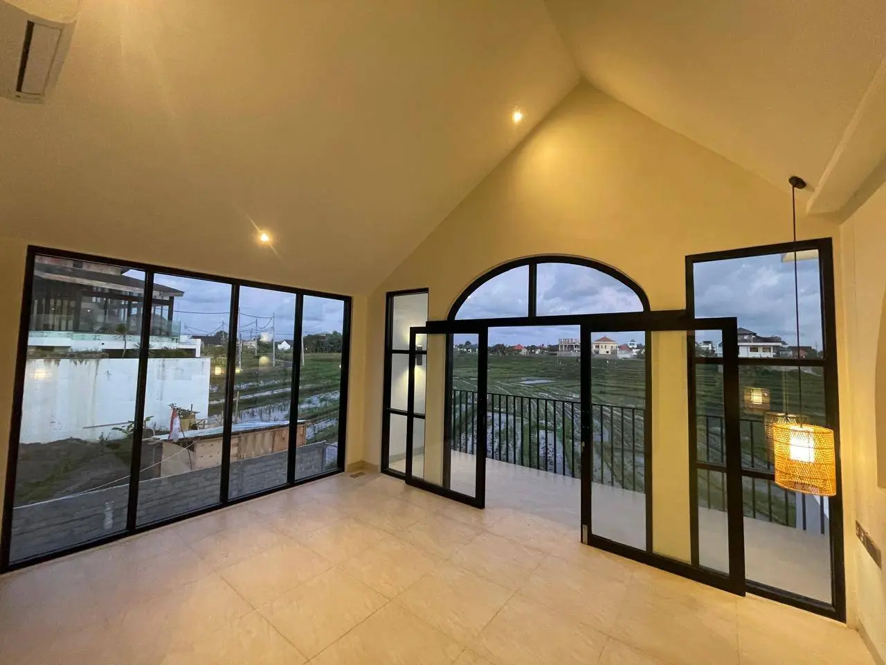 Villa Cemagi Beach — image 2