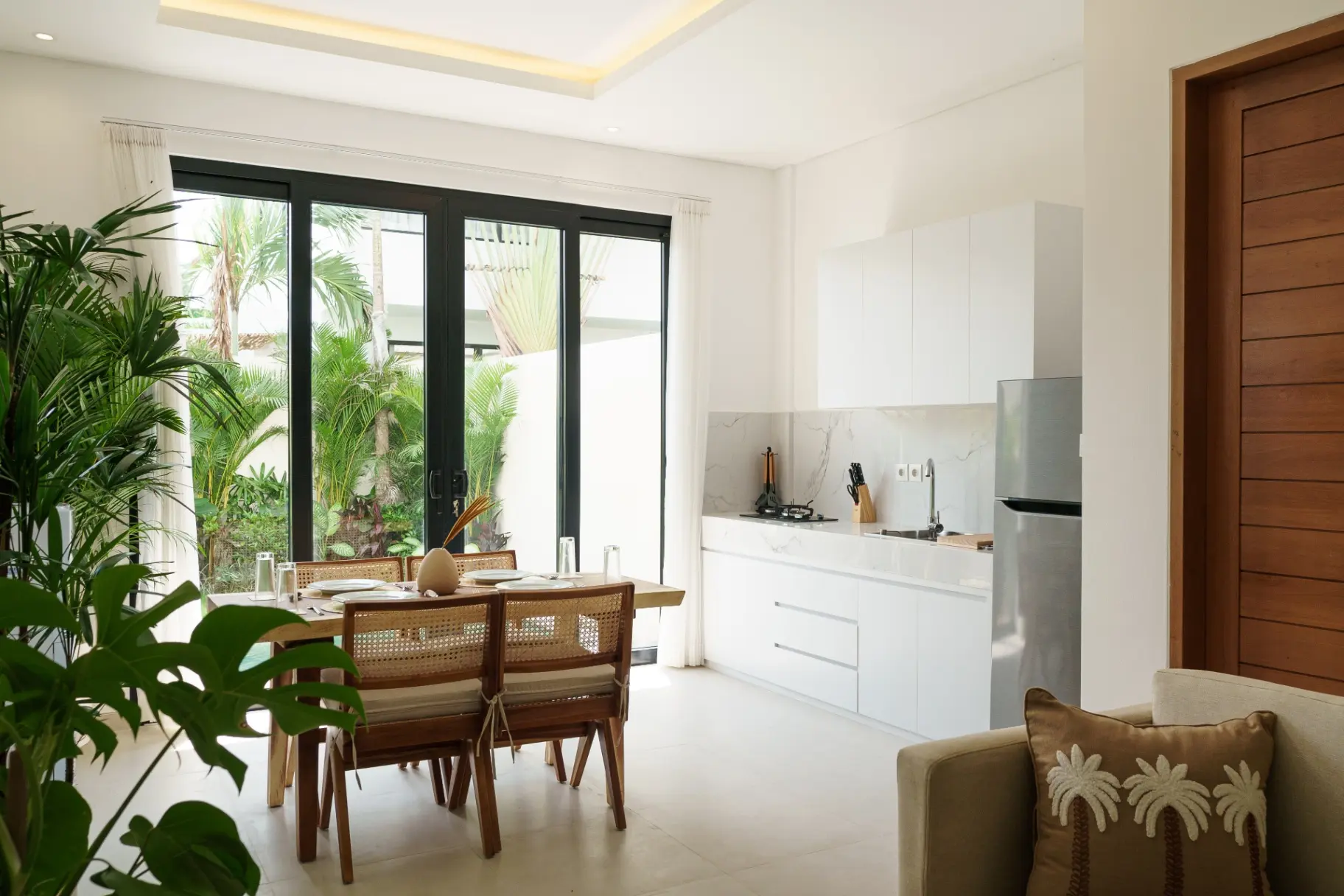 Stylish 2BR Villa in Berawa – Private Pool & Prime Location — image 3