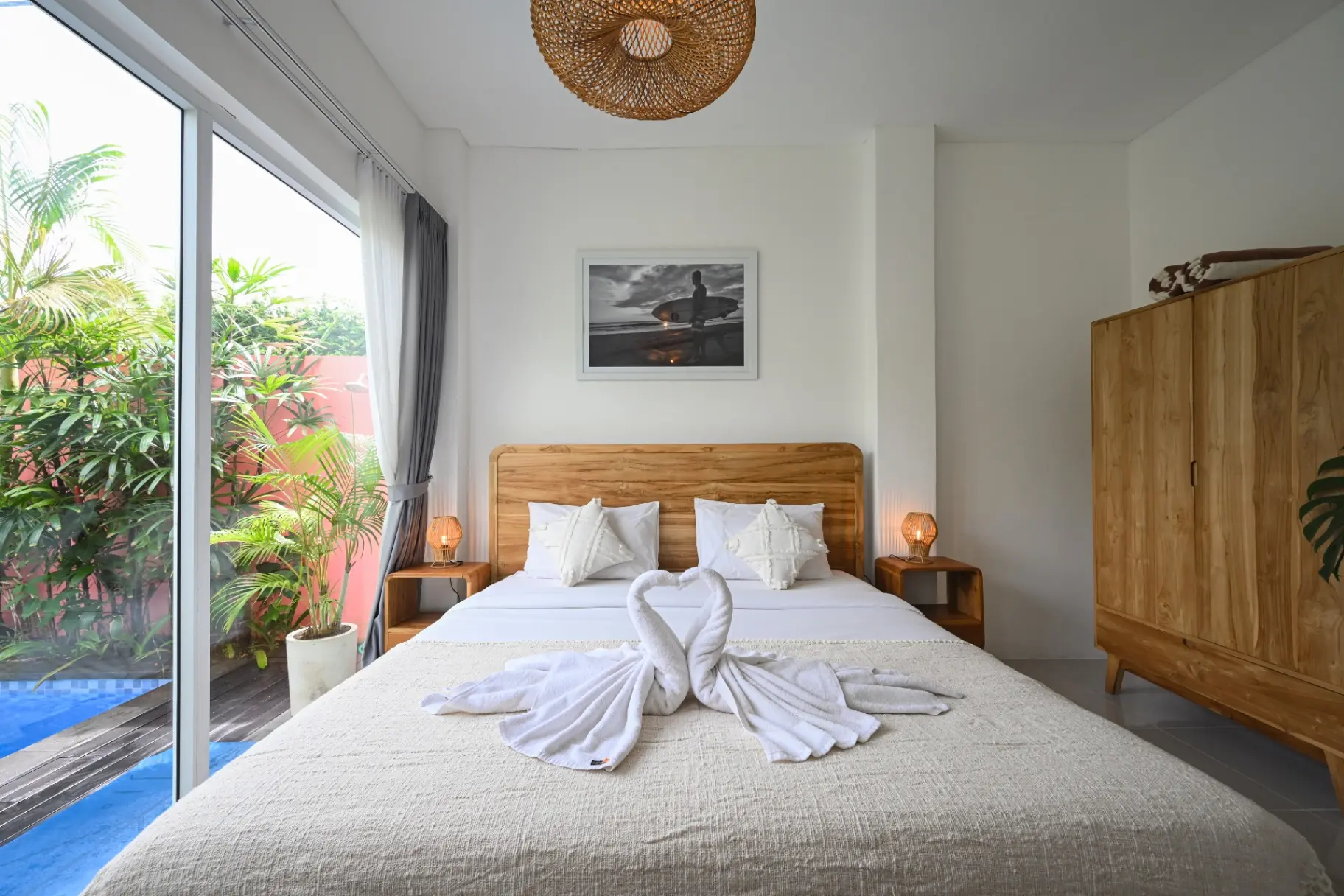 Stylish 1BR Villa with Pool in Central Canggu — image 3