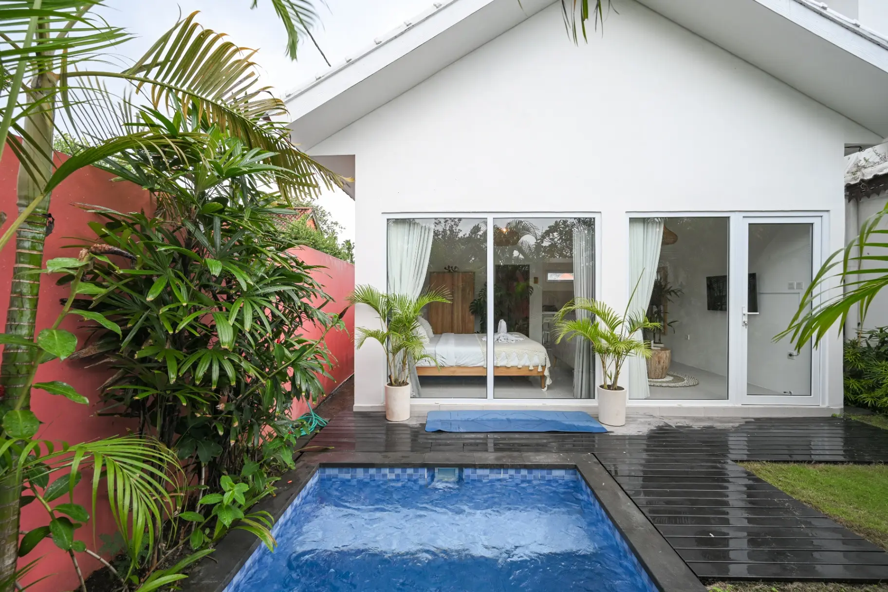 Stylish 1BR Villa with Pool in Central Canggu
