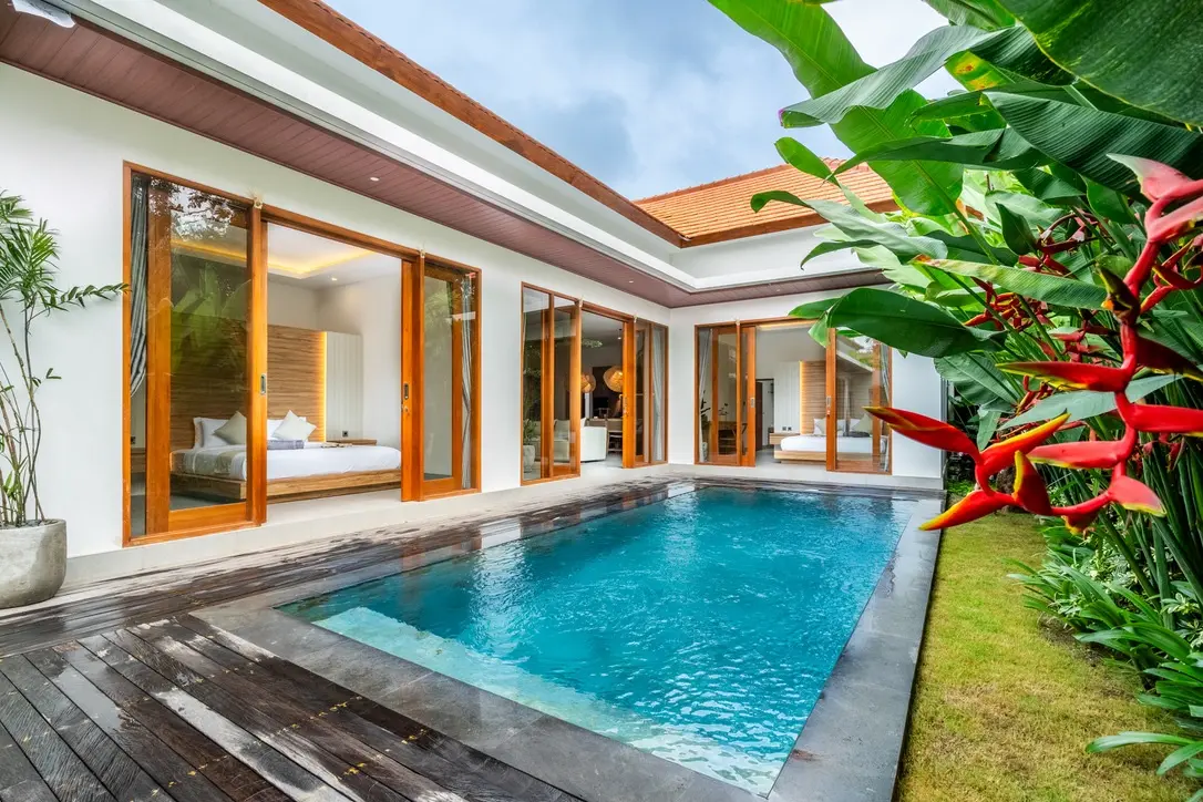 Shared oasis private villa in Pererenan — image 1