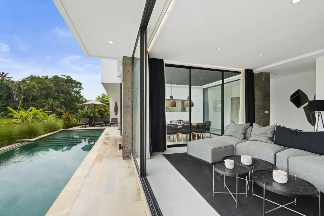 The R Villa Cereme — image 2