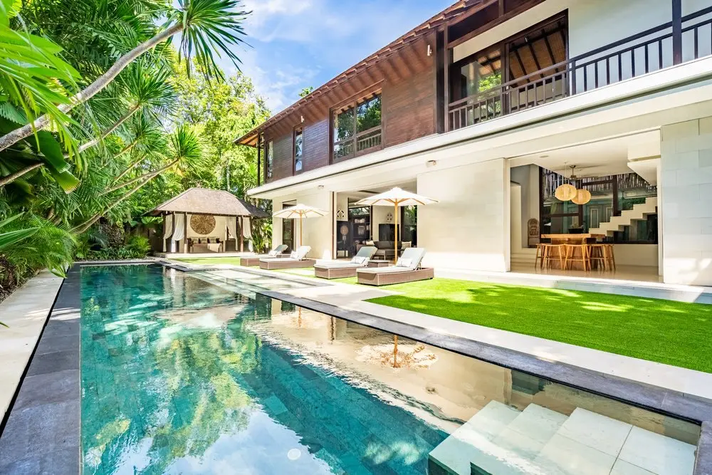 Luxury Villa for Rent & Sale – JL. Beraban Bali — image 2
