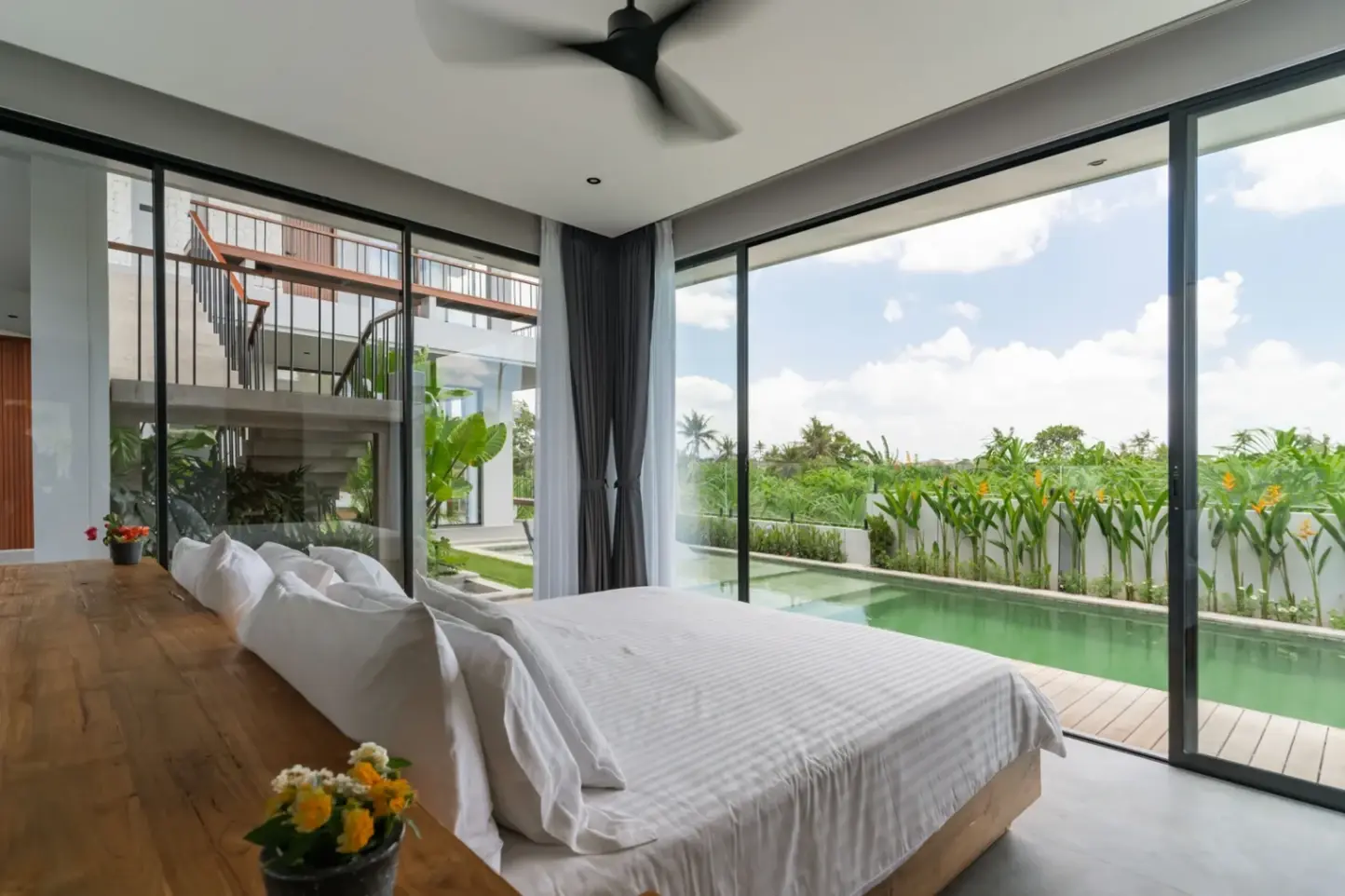 4-bedroom Modern Contemporary Villa in Pererenan — image 4