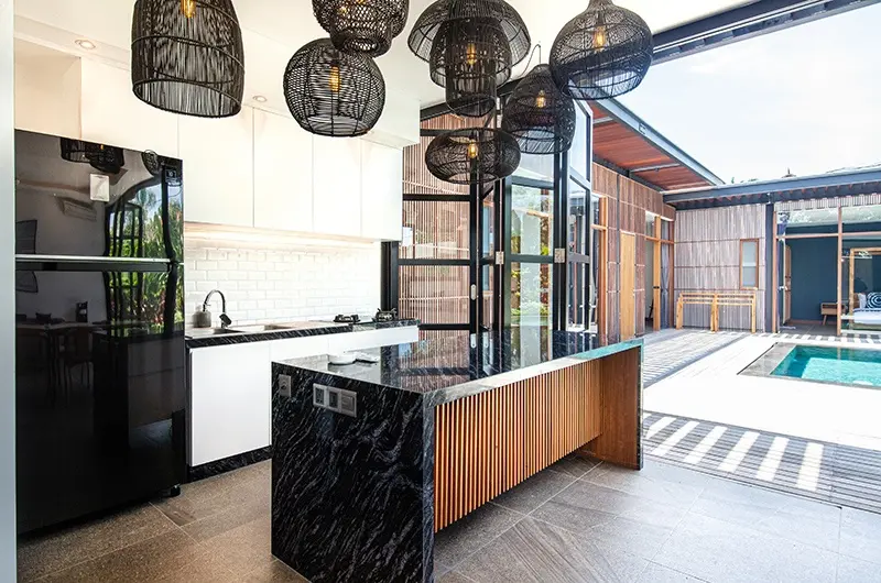 5-bedroom Tropical Paradise in Pererenan — image 4