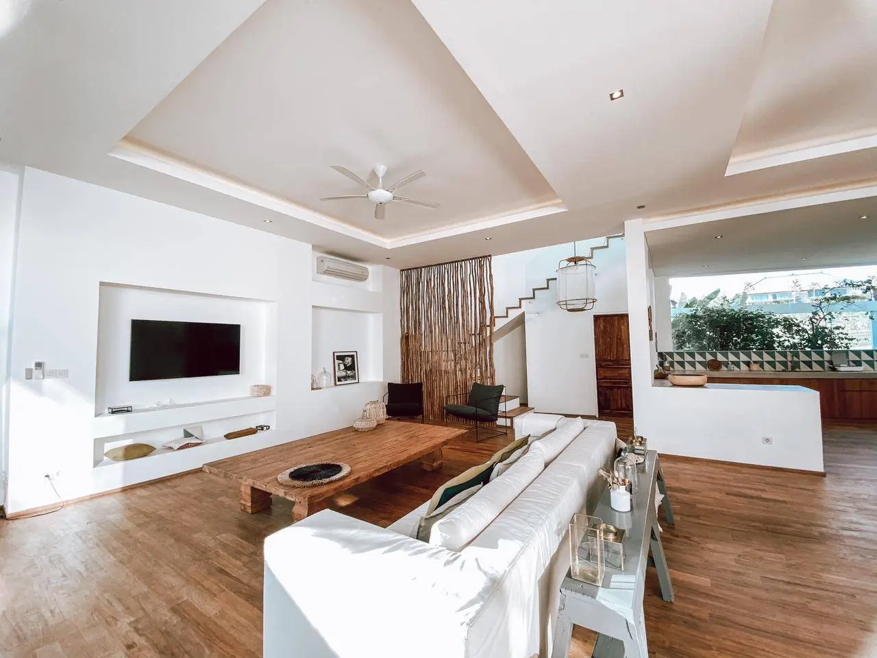 3-bedroom Tropical Boho Villa — Within Reach to Lima Beach — image 1