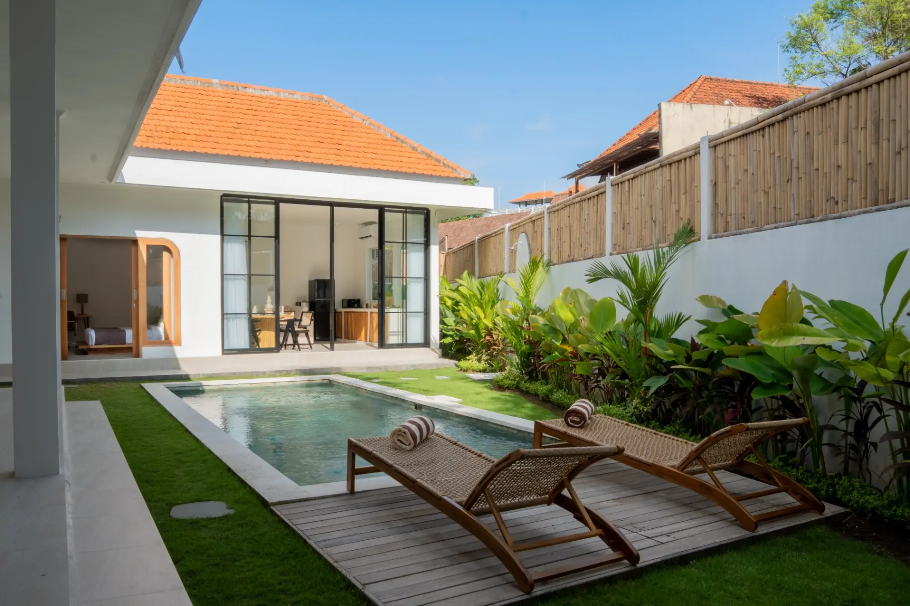Designer 3BR villa for remote workers Canggu — image 3