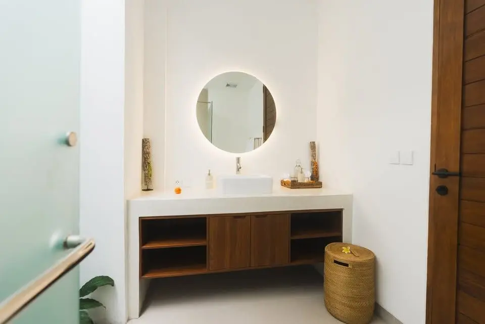 #2042 Stylish Villa in Central Canggu Berawa — image 1