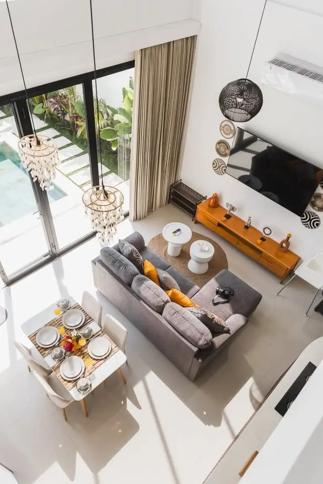 #2042 Stylish Villa in Central Canggu Berawa — image 2