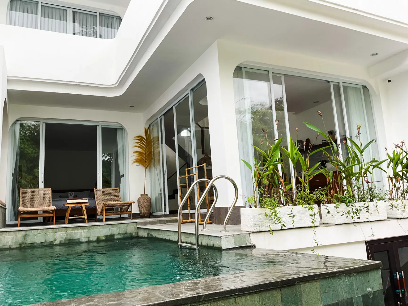 MODERN MINIMALIST VILLA WITH POOL IN PANTAI NYANYI - AF08 — image 1