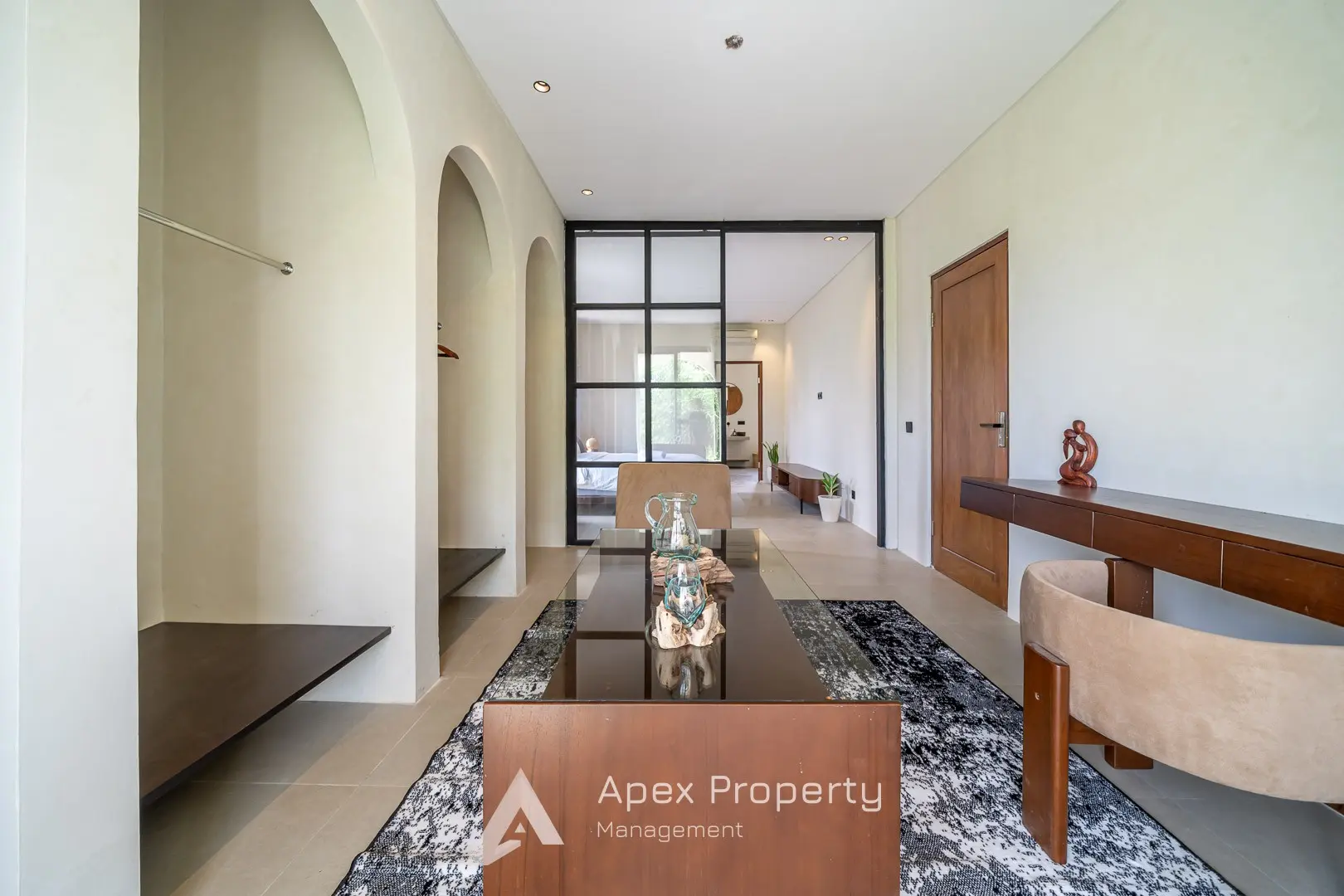 3 BD Luxury Villa Sueno + Cinema Room — image 4