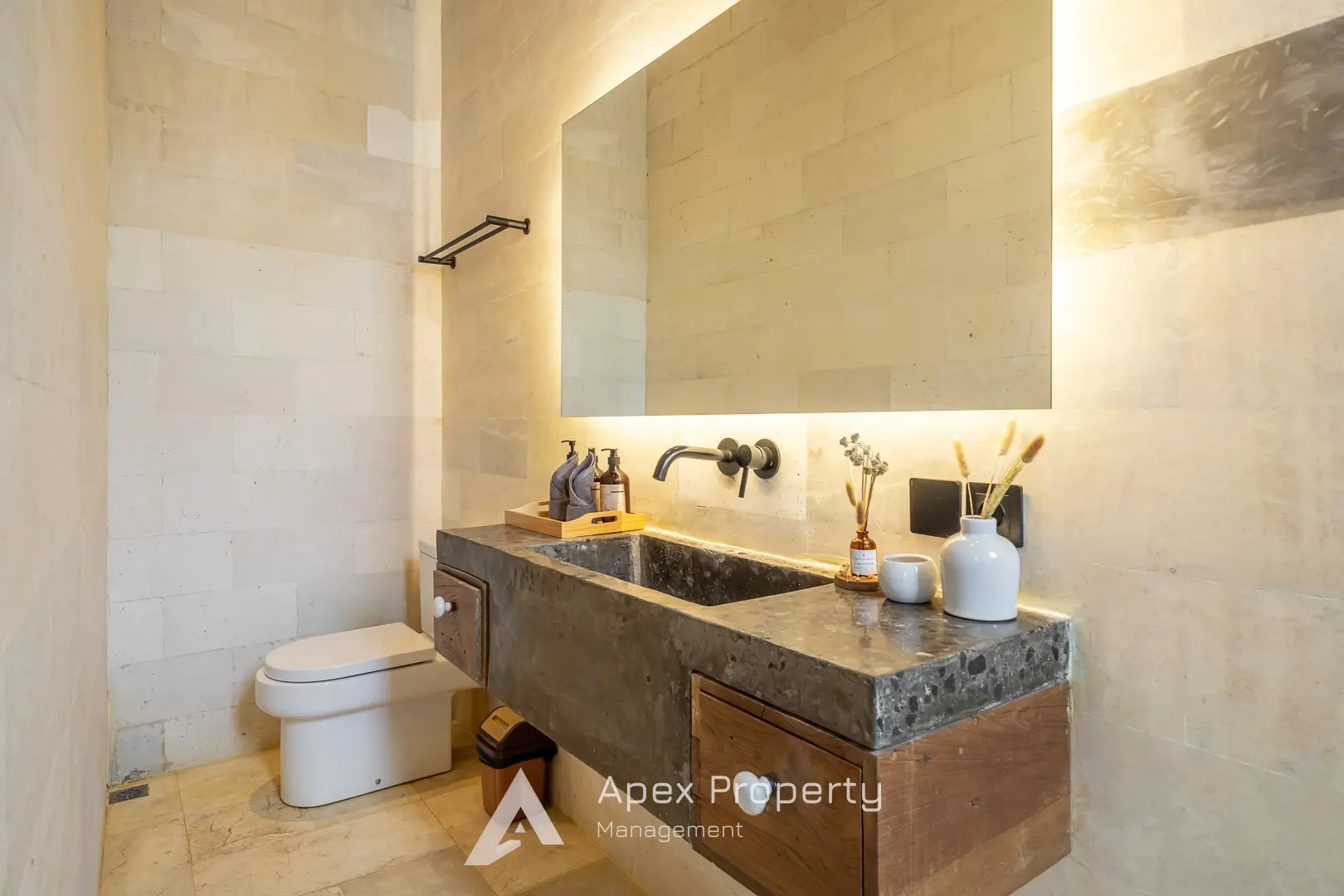 1 BD Apartment Seseh — image 1