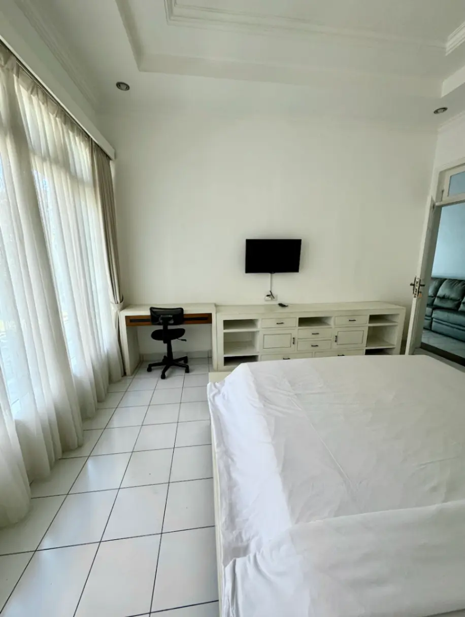 No 201 - Room in shared villa in Batu Bolong Canggu — image 2