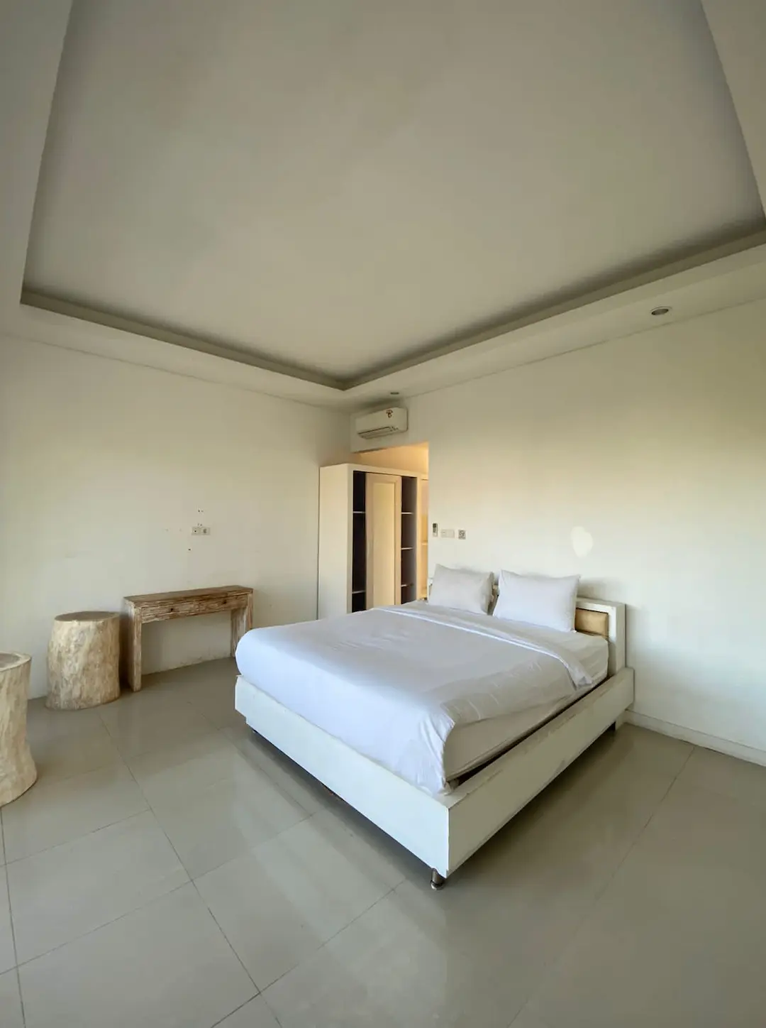 No 303 - Room in shared villa in Batu Bolong Canggu — image 2