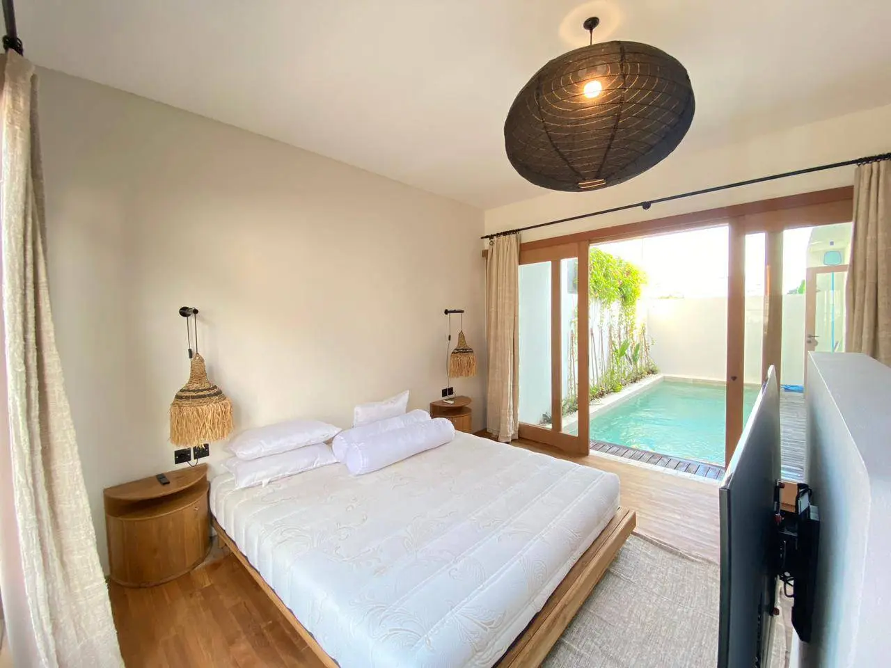MODERN 3 BEDROOM VILLA IN TUMBAK BAYUH! — image 4
