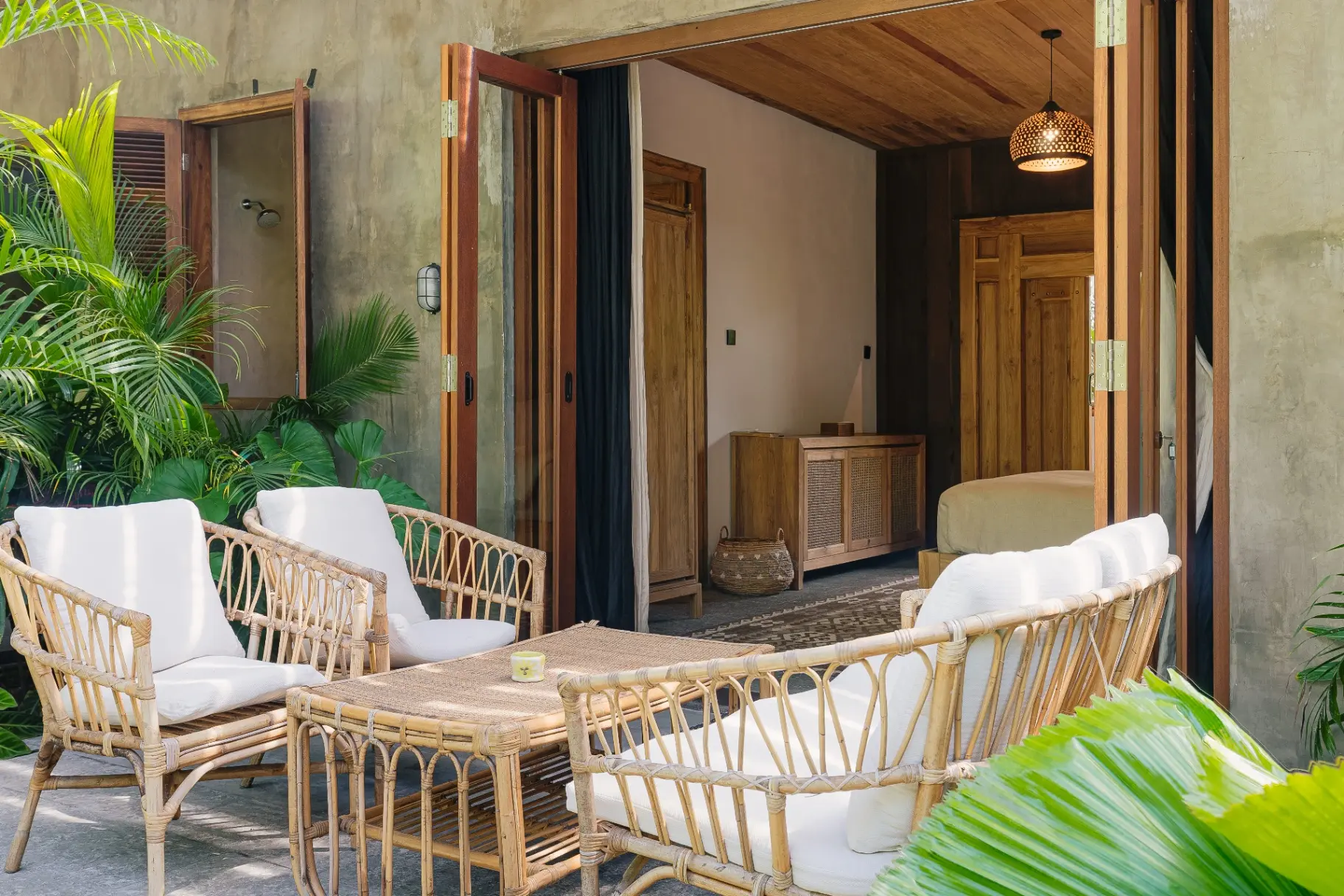 Kilani: 3BR Tropical Escape w/ Pool Prime Pecatu — image 3