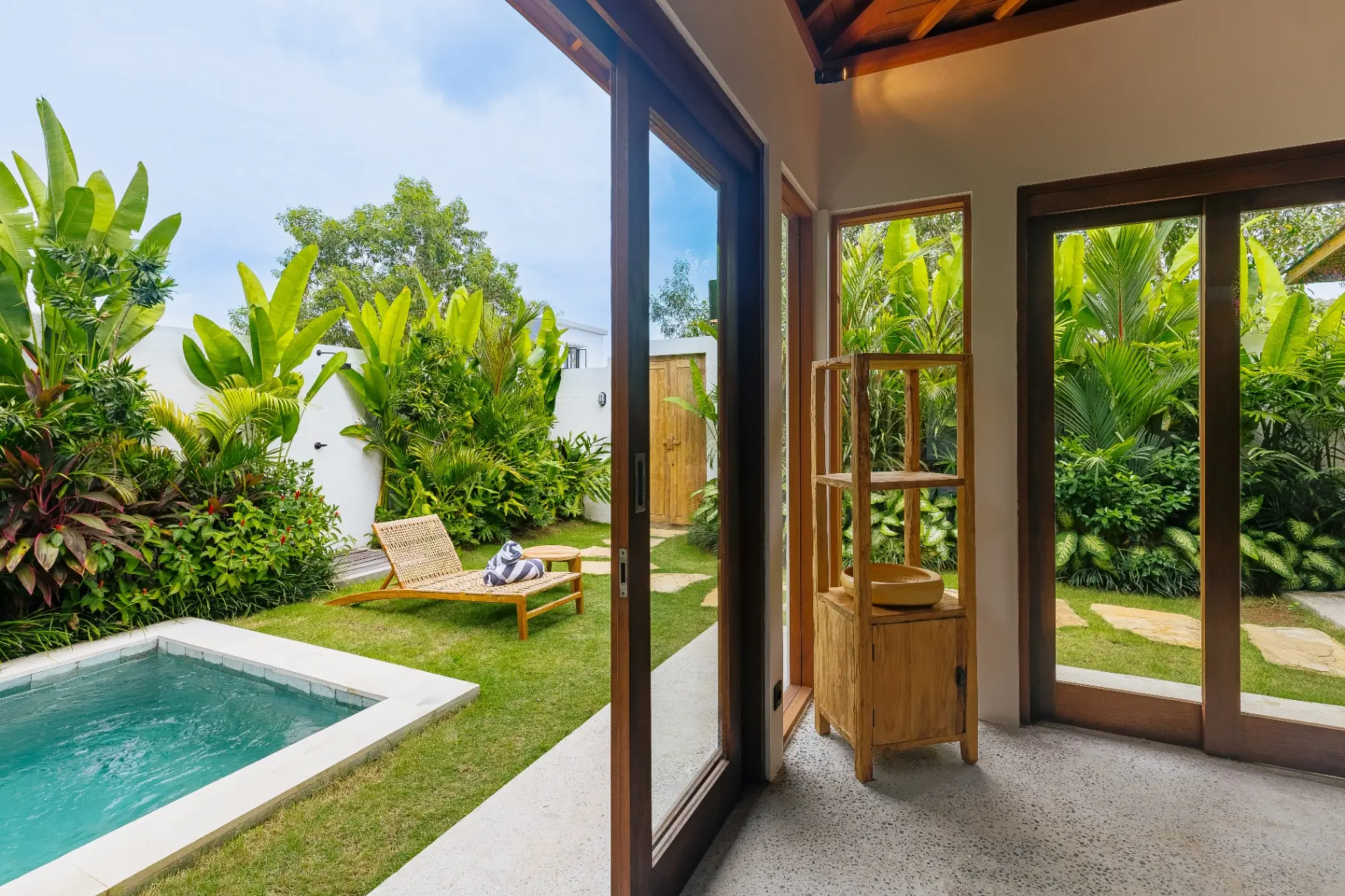 Kilani 2- Modern 1BR Pecatu Haven | Private Pool & Garden — image 1