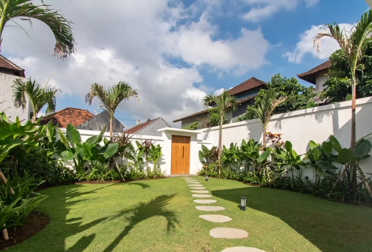 Villa Govinda - 3BDR Villa in Padonan Huge Garden & Private Pool — image 4