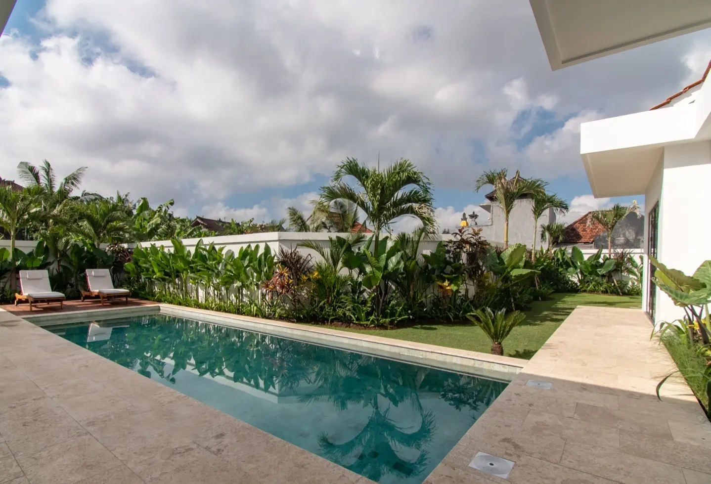Villa Govinda - 3BDR Villa in Padonan Huge Garden & Private Pool — image 1