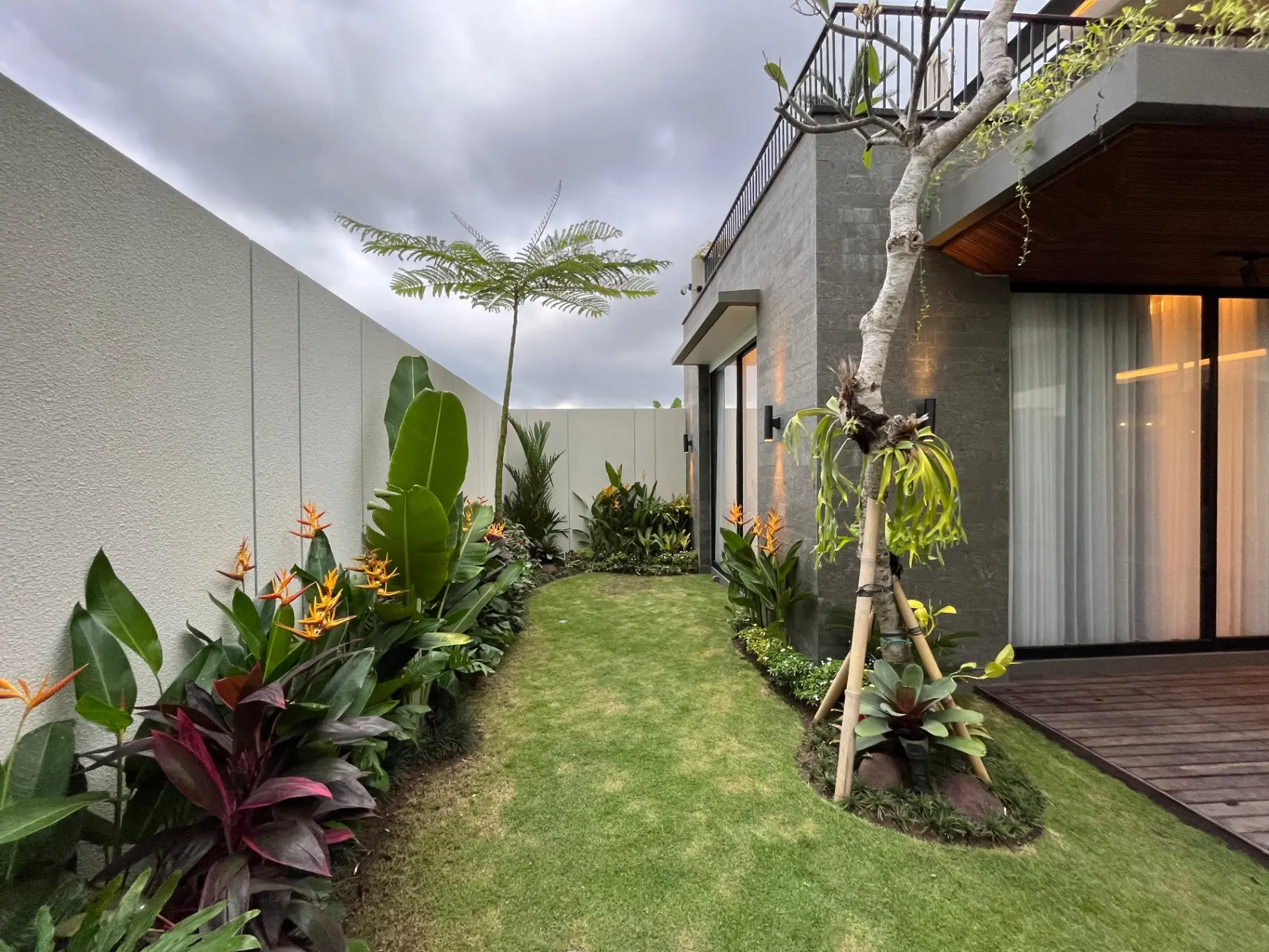 Villa Cindra - BRAND NEW VILLA FOR YEARLY RENT IN KEDUNGU !