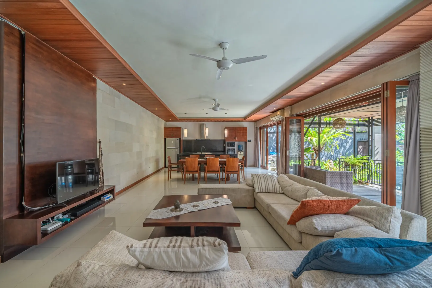 Villa Alamanda - CLOSE TO BERAWA BEACH: COZY & FAMILY FRIENDLY VILLA !