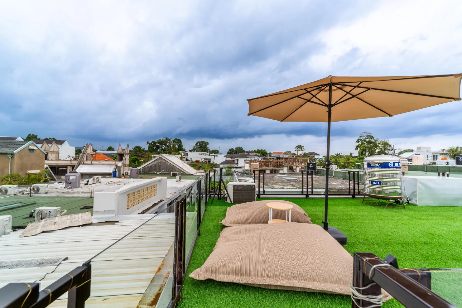 Villa Emilia - Peaceful Modern 2-Bedroom Villa for Monthly in Tumbak Bayuh — image 4