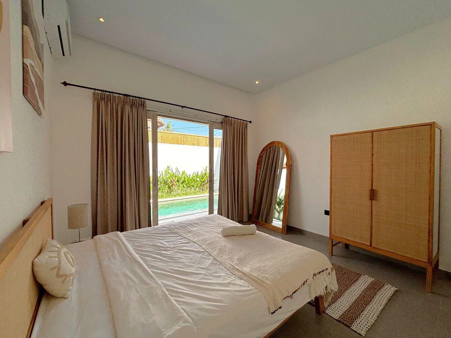 AVAILABLE 2 BEDROOM VILLA BUMBAK — image 2