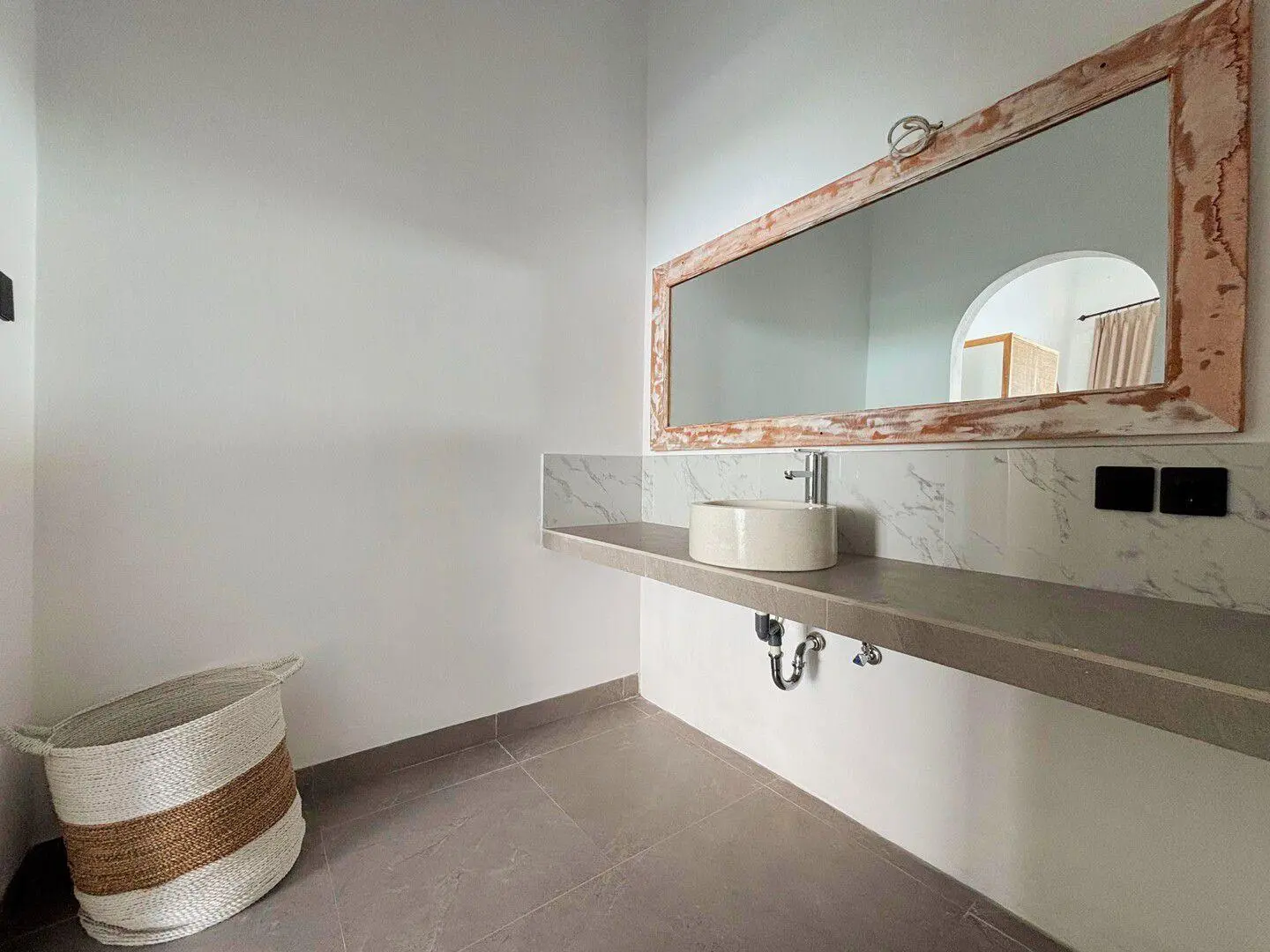 AVAILABLE 2 BEDROOM VILLA BUMBAK — image 3