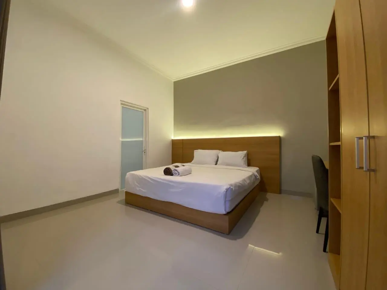 2 Bedrooms in Kayu Tulang — image 1