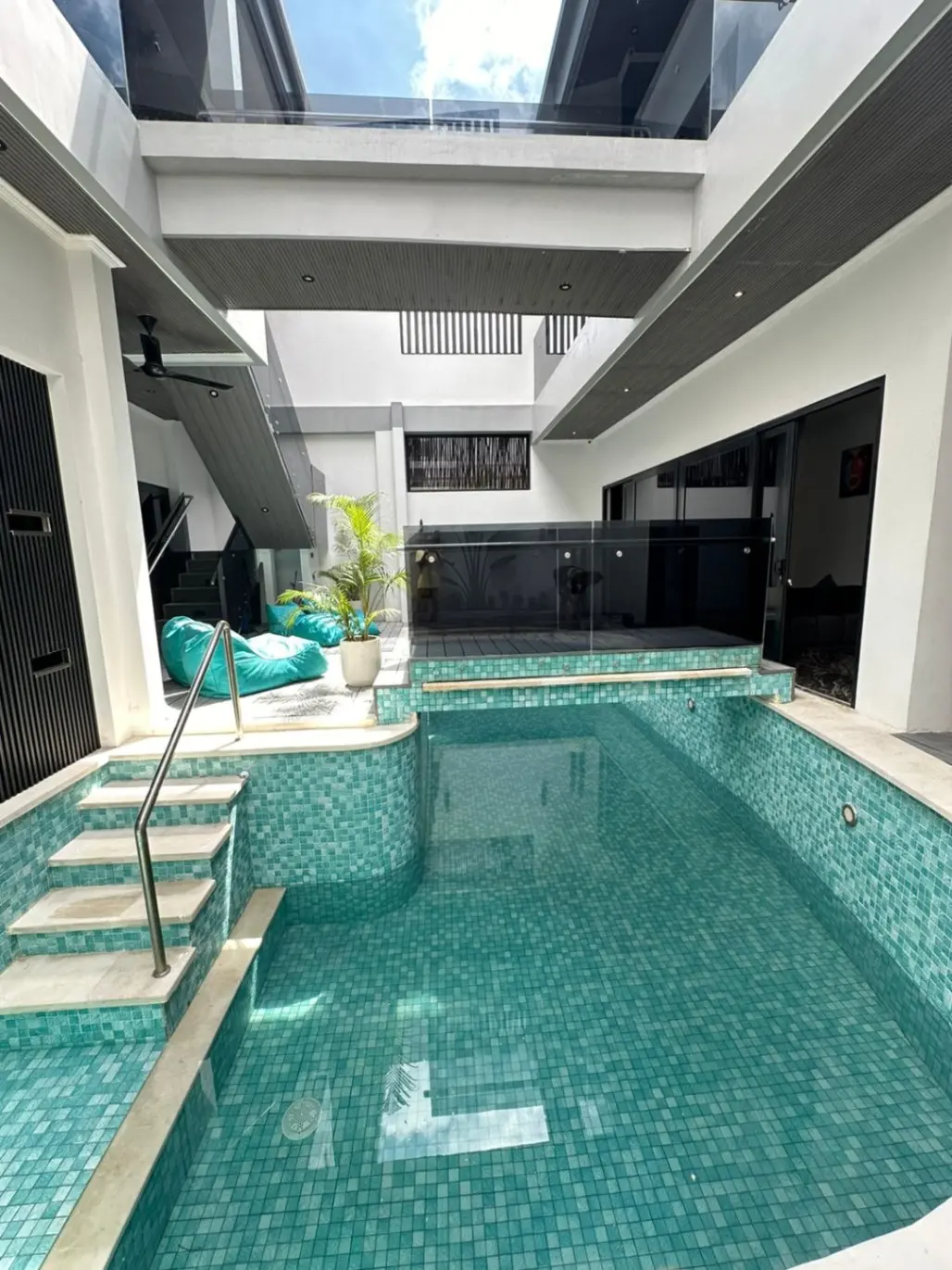 3 Bedrooms Luxury in Pererenan — image 1