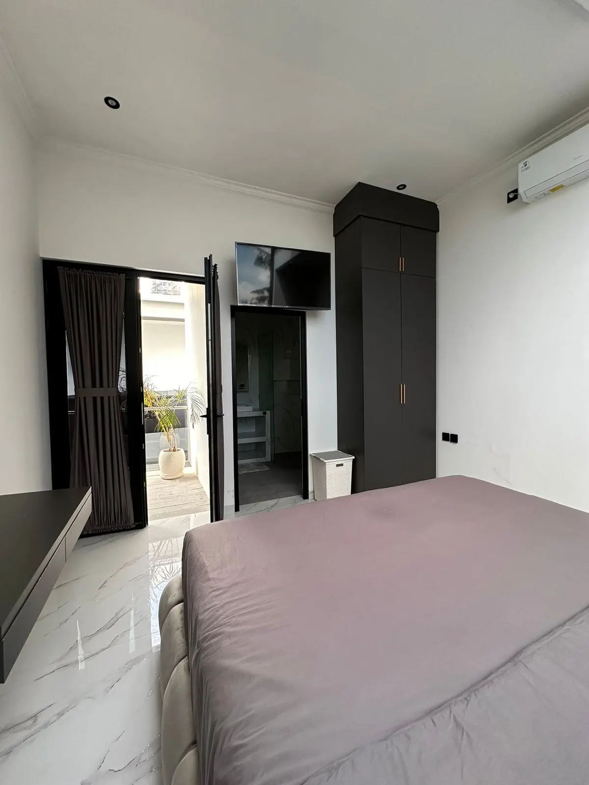 3 Bedrooms Luxury in Pererenan — image 3