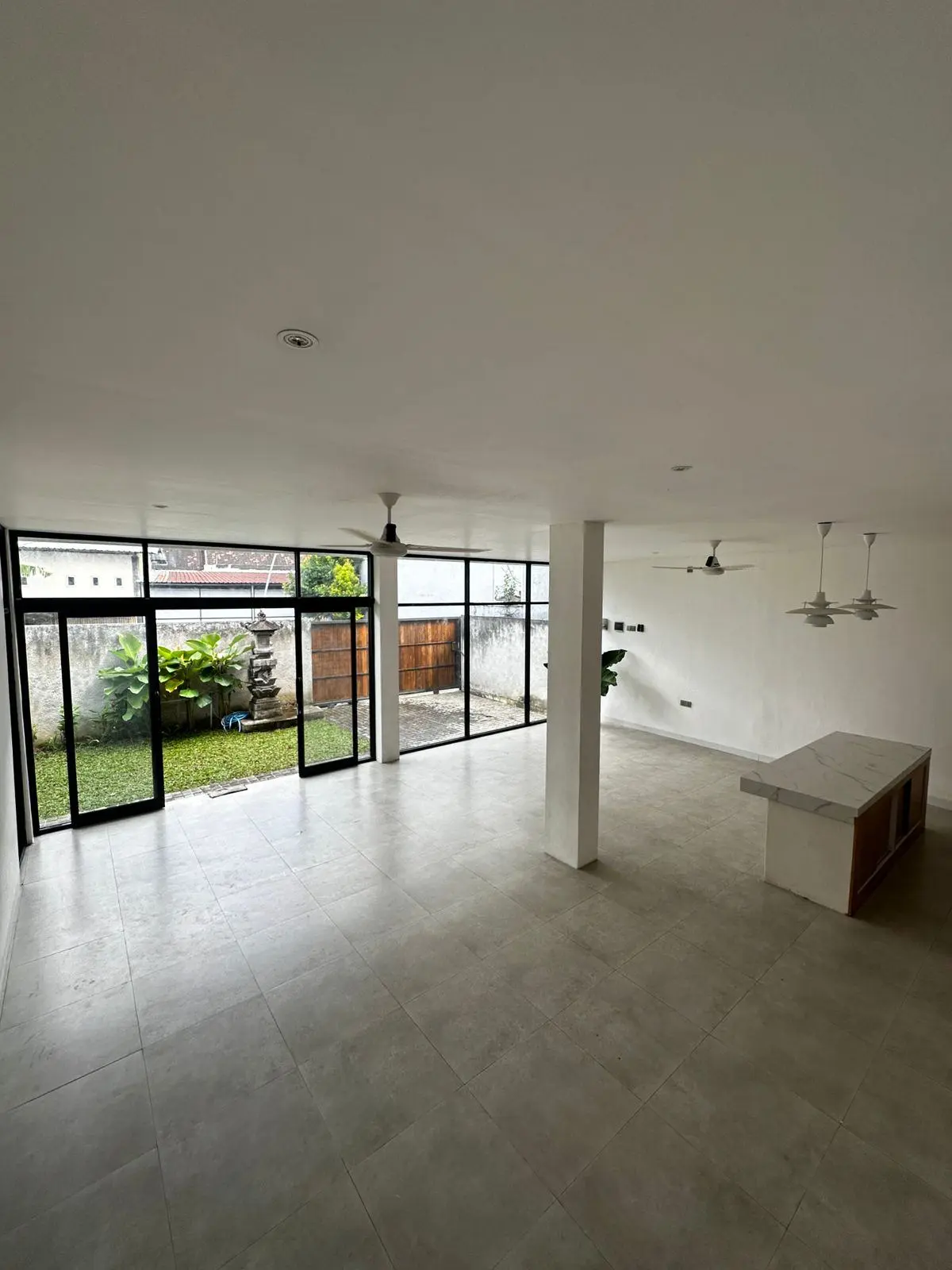 Unfurnished 3 Bedrooms in Padonan — image 4