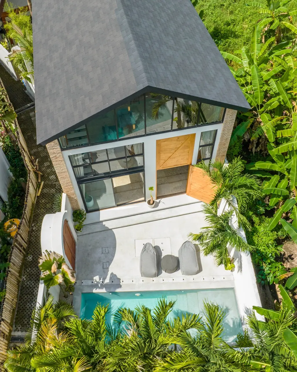 Villa Upeksha - Huge 1-bedroom Villa w/ pool in Pererenan — image 2